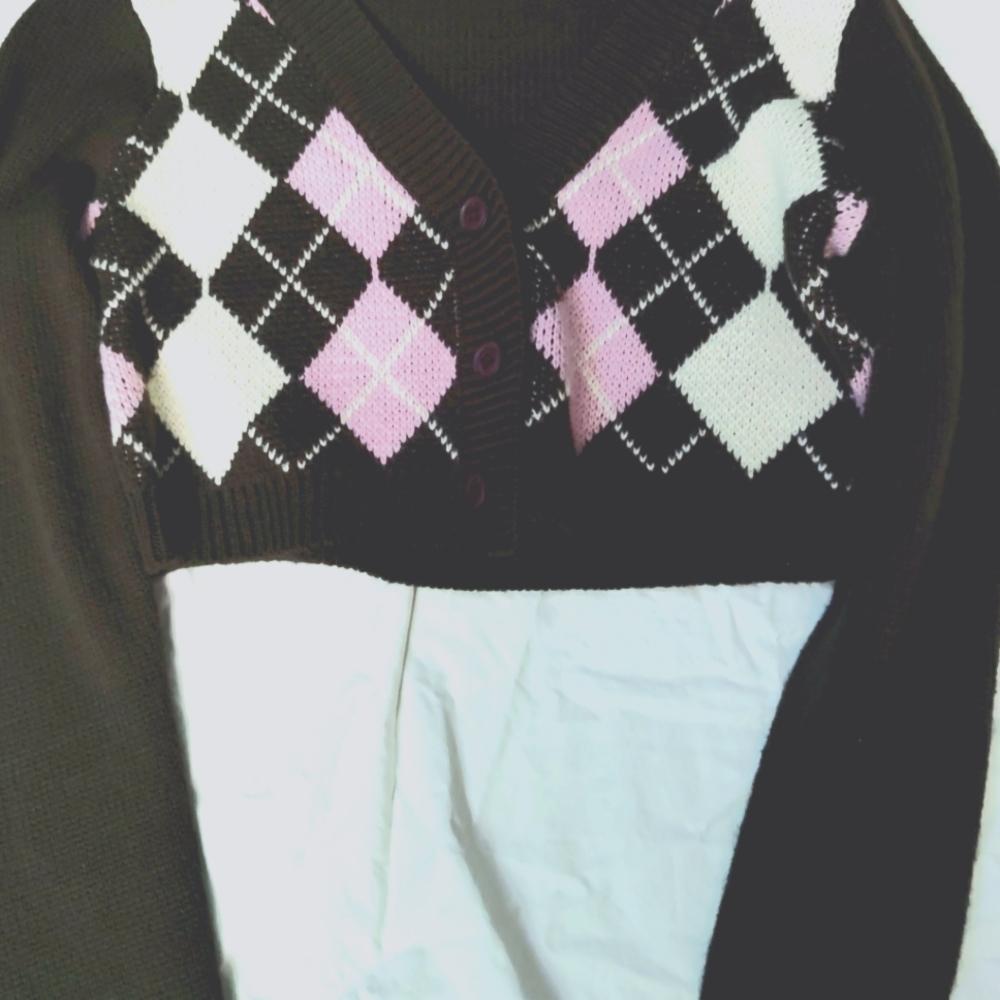 Cropped checkered sweater